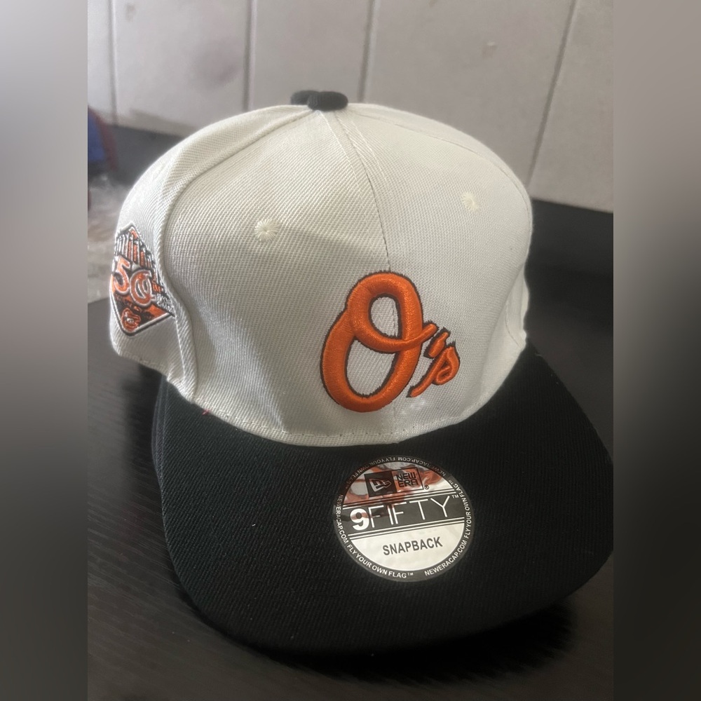 Gray and Black 9FIFTY Snapback Cap with Orange Logo - Picture 2 of 4